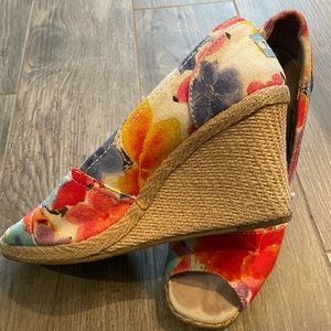 Toms Platform Peep-toe Sandals